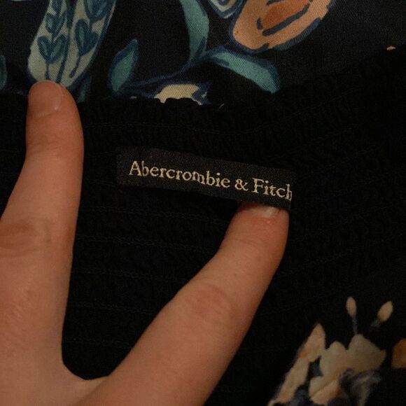 Abercrombie & Fitch Floral Crop Top - Picture 6 of 7